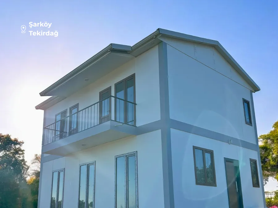Tekirdağ’da çift garaja sahip prefabrik ev